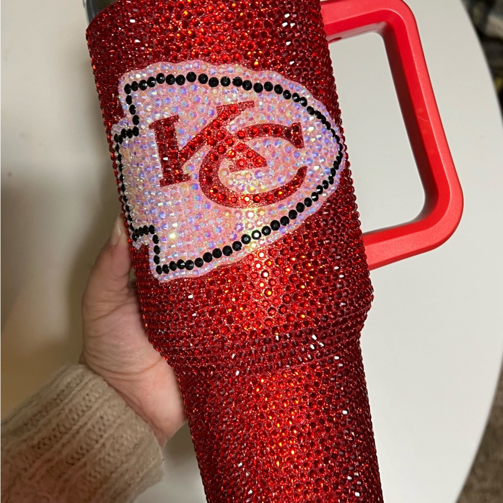 Kansas City Chiefs jeweled 40oz Tumblr ❤️